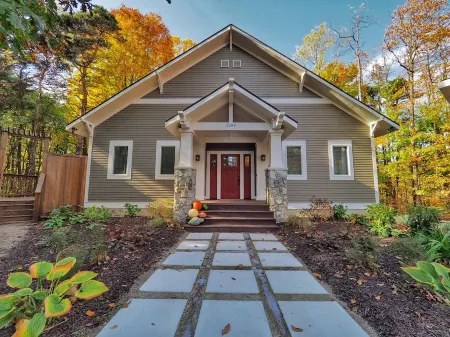 Saugatuck perfection! Spacious & far from crowds, yet close to town.