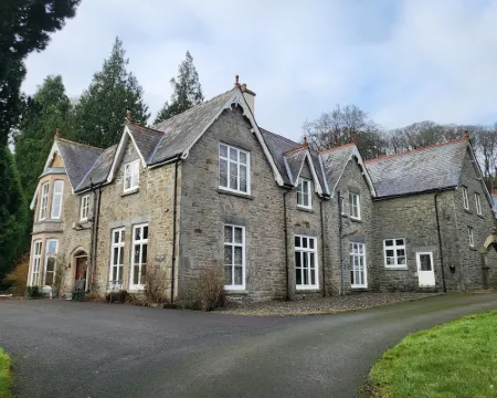 Victorian stone mansion in extensive grounds overlooking Bala Lake Hotels in Bala