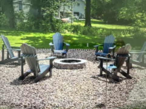 Luxe Waterfront Retreat w/ Infrared Sauna & Red Light. Near New Paltz Hotels in Shawangunk