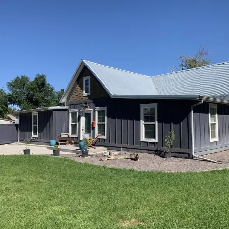 Downtown Fruita! Modern 3-BR home with master suite & locked bike storage