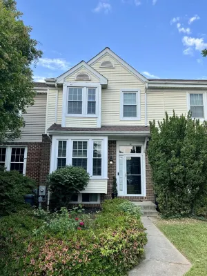 Tranquil 2Br w. Office Work Space & Private Patio