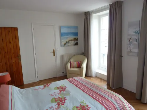 Exceptional View of the Marina and Ville Close, Center Ville, T Hotels in Concarneau