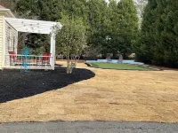 Green Acres - Putting Green, King Bed, Close to Downtown