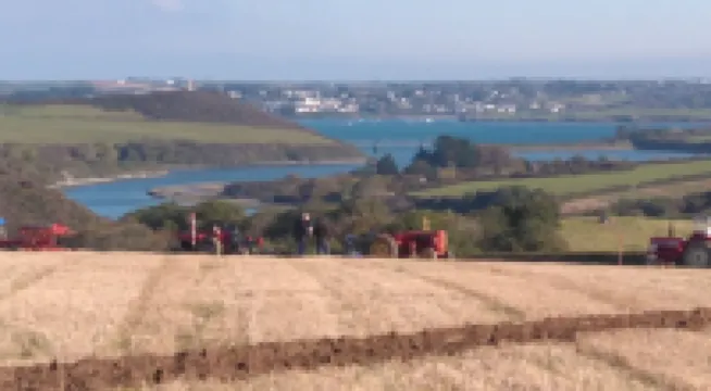 Luxury, romantic Cottage for 2 Nr Padstow with pretty garden and lovely views