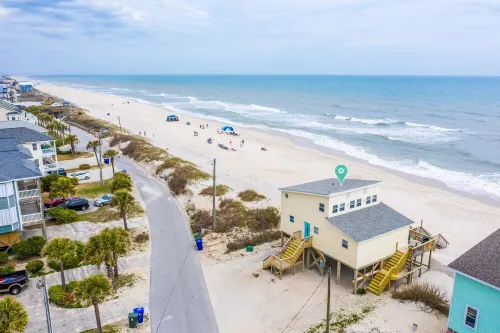 "Island Time", Peaceful 5BR Oceanfront Cottage