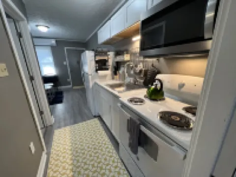 Cozy Court Street Apartment Steps from Everything!