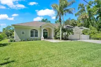 Big Cypress with POOL & Hot Tub!