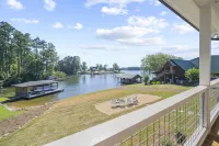 It's Shore To Be A Lake Day - Brand New Beautifully Decorated Lake Home