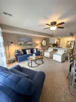 NEW LISTING *Lakefront* Sleeps 6* Pool*