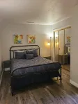 Newly renovated 2 bed, 2 bath condo located in gorgeous Sports Village