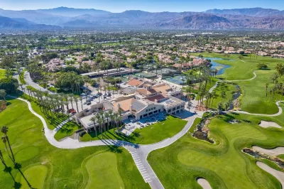 Newly upgraded throughout and GORGEOUS sunset and mountain views!