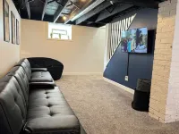 Farmhouse - Fire Pit, Grill, Record Player, 10mi to City