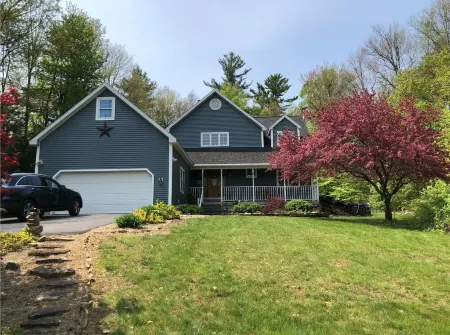 Privacy yet close to downtown Saratoga