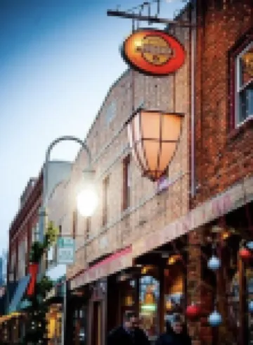 *New* Your Charming Clarkston Home Away From Home Hotels in Independence charter Township