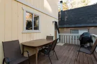 Rustic Mountain Retreat. Trail Access,Fenced Yard