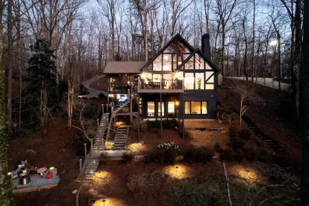 Hygge House on Lanier - the ULTIMATE lake cabin - dock, arcade, hottub, & grills