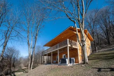 Mountain Life Отели рядом с достопримечательностью «Deep Creek Marina»