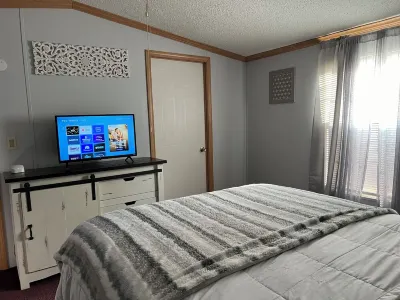 Cozy Mobile Home In Just the Right Place.