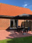Vacation home starboard quietly located large terrace only 300m to the beach / sea