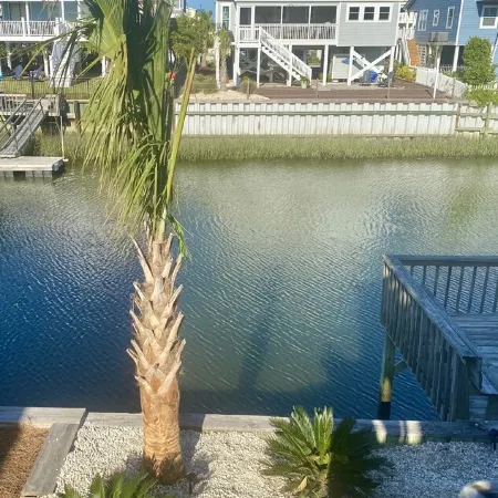 Canal Front + Walk to Beach - Quiet Early Summer Weeks Open
