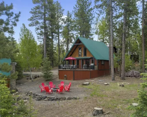 COZY🏡CABIN NEAR⛰BRIAN HEAD☀️ZION🌄BRYCE CANYON 🏞WITH📡Wi-Fi 🐶 PET FRIENDLY Hotels in Kane County