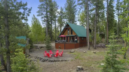 COZY🏡CABIN NEAR⛰BRIAN HEAD☀️ZION🌄BRYCE CANYON 🏞WITH📡Wi-Fi 🐶 PET FRIENDLY