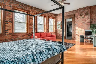 Stunning Loft River Market Kansas City