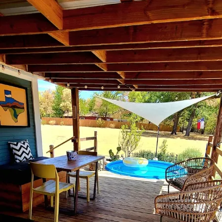 Remodeled Modern Farmhouse on acreage near ALL area attractions!!!