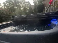 Relaxing Getaway w/ Salt Pool,HotTub,Fire Pit, Foosball. Private Luxury / HPU