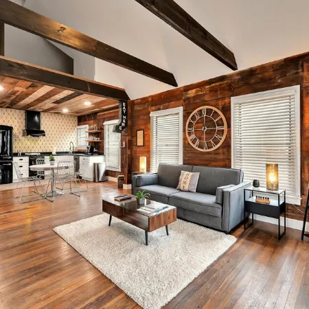The Duet 1 BR- Just Steps from Baylor University and Minutes from The Silos