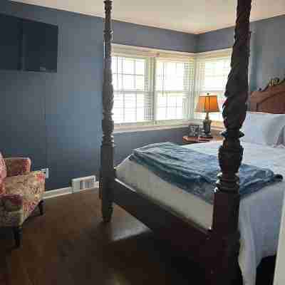 Quiet Escape in the Middle of Town! Rooms