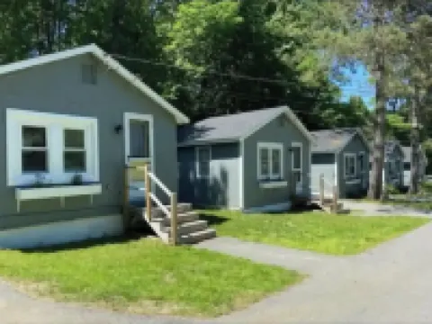 MaineStay Cottage #2 Bangor/Hampden close to town 漢普登酒店