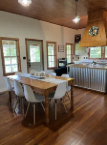 Cabin on the Ridge - Hometown - Laurel, MS
