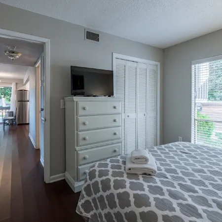 Newly Renovated Lakeview Condo Complex First Floor Oasis!