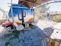 Death Valley Portal Hotel dekat Angel's Ladies