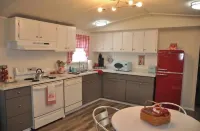 Retro Retreat
