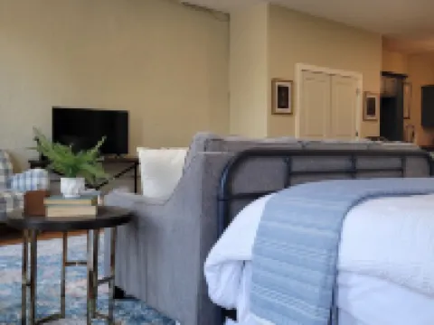 Bertha at the Laurel Lofts Hotels in Jones County