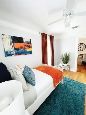 Lovely 2 bedroom rental, 2 minutes from the bay