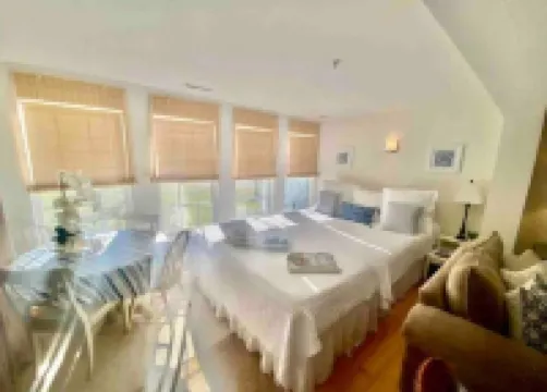 Entire Townhome (3 miles to Bethany Beach)