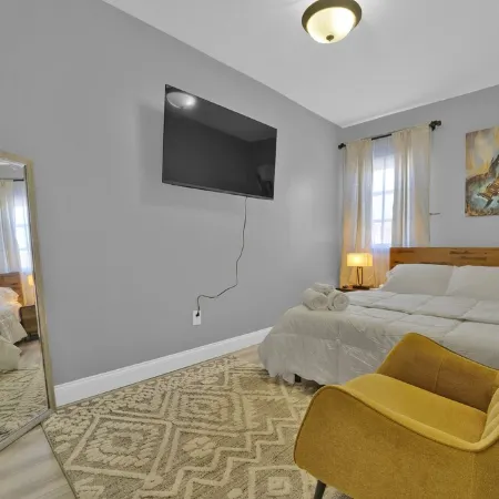 Luxury 2-bedroom apt in NY