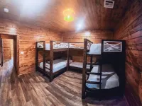 Cabin on the River Hotels in Bryan County