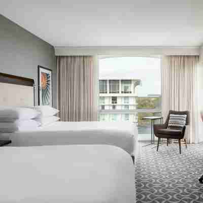 Marriott St. Louis Airport Rooms