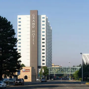 The Davenport Grand, Autograph Collection