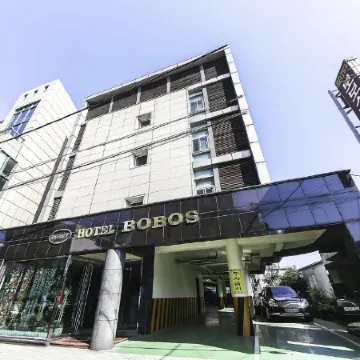 Jeju Bobos Отели рядом с достопримечательностью «Площадь Тапдонь»
