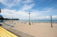 Lakeside Vibe- Brand new Hotels in Evans