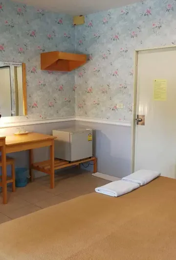 Row House (Front Zone)