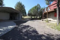 Get away and stay in unique Geodesic Dome!