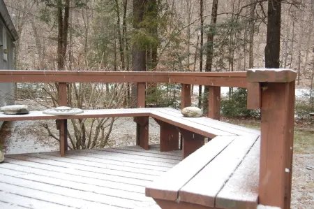 Two Bedroom Chalet, Charming, Quiet, River Front