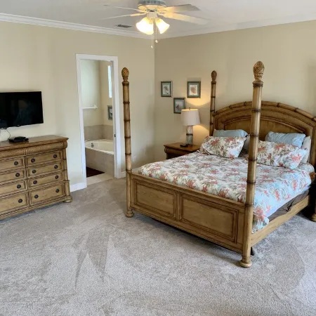 4 King Beds and En Suite Bathrooms - Ocean & Lake View, Elevator, 2 Heated Pools