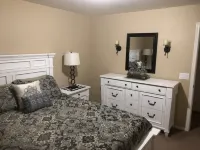 VISIT ARIZONA IN STYLE                   ENJOY A HEATED POOL